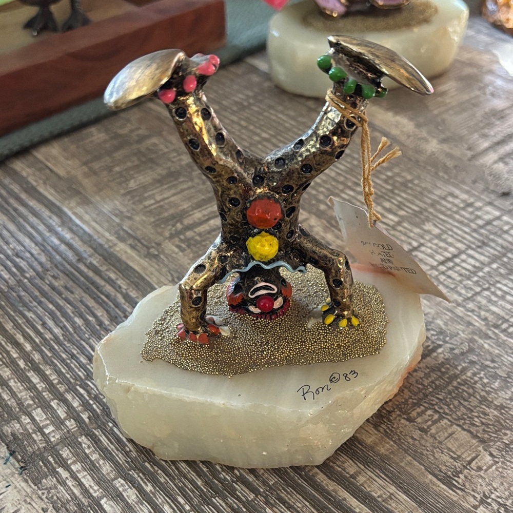 Vintage Ron Lee 1983 Clown Handstand Figurine w/ Stone Base – 24k
